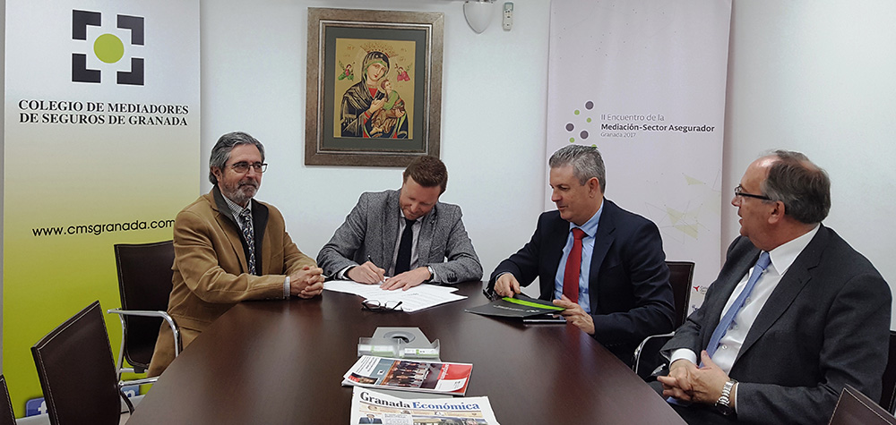 CASER y el Colegio de Mediadores de Seguros de Granada unen fuerzas CASER y el Colegio de Mediadores de Seguros de Granada unen fuerzas