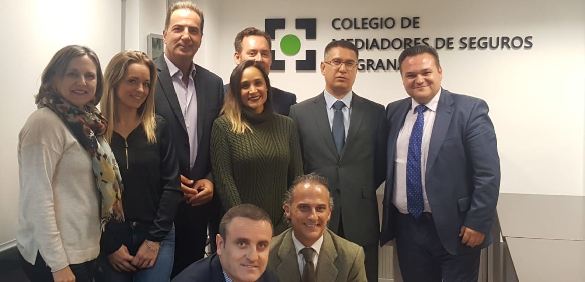 Asisa forma a nuestros colegiados sobre los seguros personales Asisa forma a nuestros colegiados sobre los seguros personales