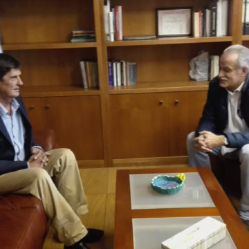 El Consejo General se reúne con el PP en el Senado para transmitirle su posición y enmiendas sobre la IDD