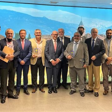 Homenaje del Consejo Andaluz a Antonio Martín Romera y los demás ex presidentes andaluces Homenaje del Consejo Andaluz a Antonio Martín Romera y los demás ex presidentes andaluces