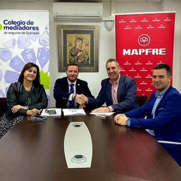 El Colegio de Mediadores de Seguros de Granada cierra un nuevo acuerdo de colaboración con MAPFRE Seguros El Colegio de Mediadores de Seguros de Granada cierra un nuevo acuerdo de colaboración con MAPFRE Seguros