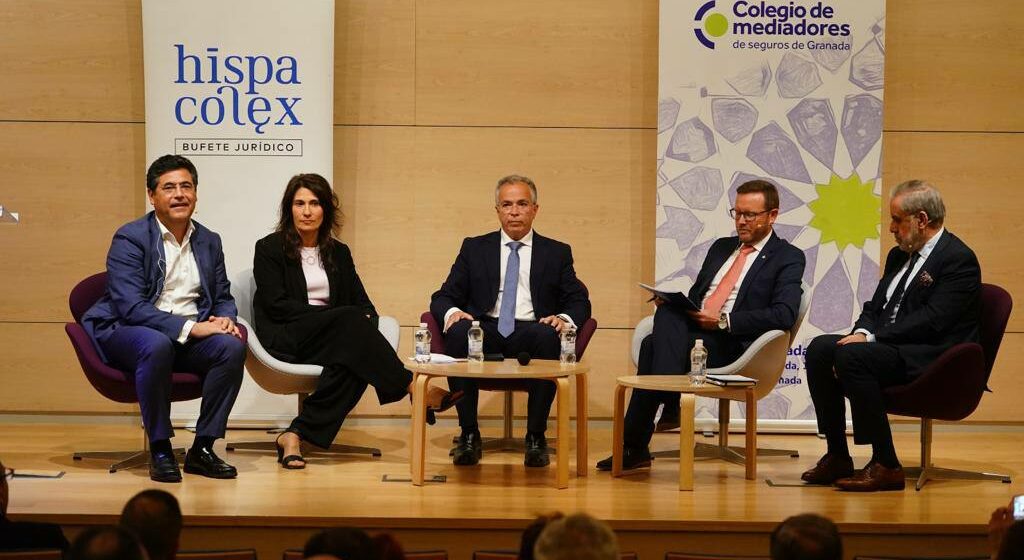 El Colegio de Mediadores de Seguros de Granada organiza, junto a HispaColex y AXA Seguros,  la presentación del libro ‘El seguro en la empresa’