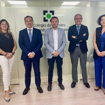 El Colegio de Mediadores de Seguros de Granada y AXA renuevan su acuerdo institucional El Colegio de Mediadores de Seguros de Granada y AXA renuevan su acuerdo institucional
