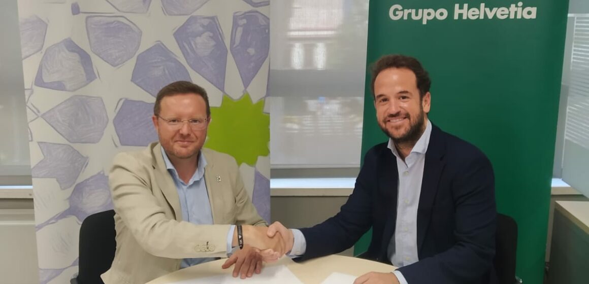 El Colegio de Mediadores de Seguros de Granada y Caser Seguros renuevan en la sede de Sevilla de la compañía su compromiso de colaboración para un año más El Colegio de Mediadores de Seguros de Granada y Caser Seguros renuevan en la sede de Sevilla de la compañía su compromiso de colaboración para un año más