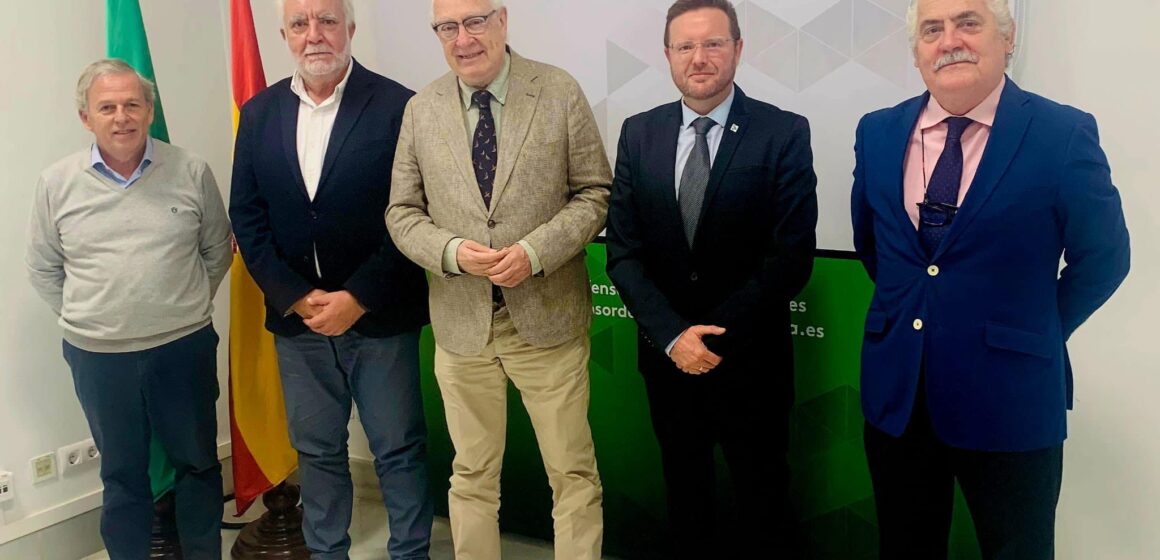 El Consejo Andaluz de Colegios de Mediadores de Seguros lleva ante el Defensor del Pueblo Andaluz la falta de Aseguramiento en la actividad industrial El Consejo Andaluz de Colegios de Mediadores de Seguros lleva ante el Defensor del Pueblo Andaluz la falta de Aseguramiento en la actividad industrial