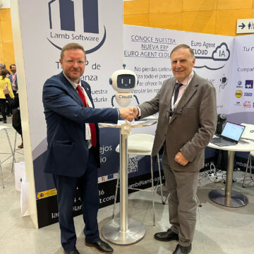 El Colegio de Mediadores de Seguros de Granada y la empresa Lamb Software firman un convenio de colaboración El Colegio de Mediadores de Seguros de Granada y la empresa Lamb Software firman un convenio de colaboración