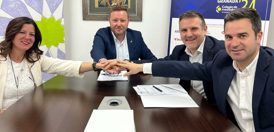El Colegio de Mediadores de Seguros de Granada y la compañía aseguradora MAPFRE, renuevan el protocolo de colaboración El Colegio de Mediadores de Seguros de Granada y la compañía aseguradora MAPFRE, renuevan el protocolo de colaboración