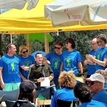 Emotivo homenaje en la I Ruta Senderista José Luis Salmerón Emotivo homenaje en la I Ruta Senderista José Luis Salmerón