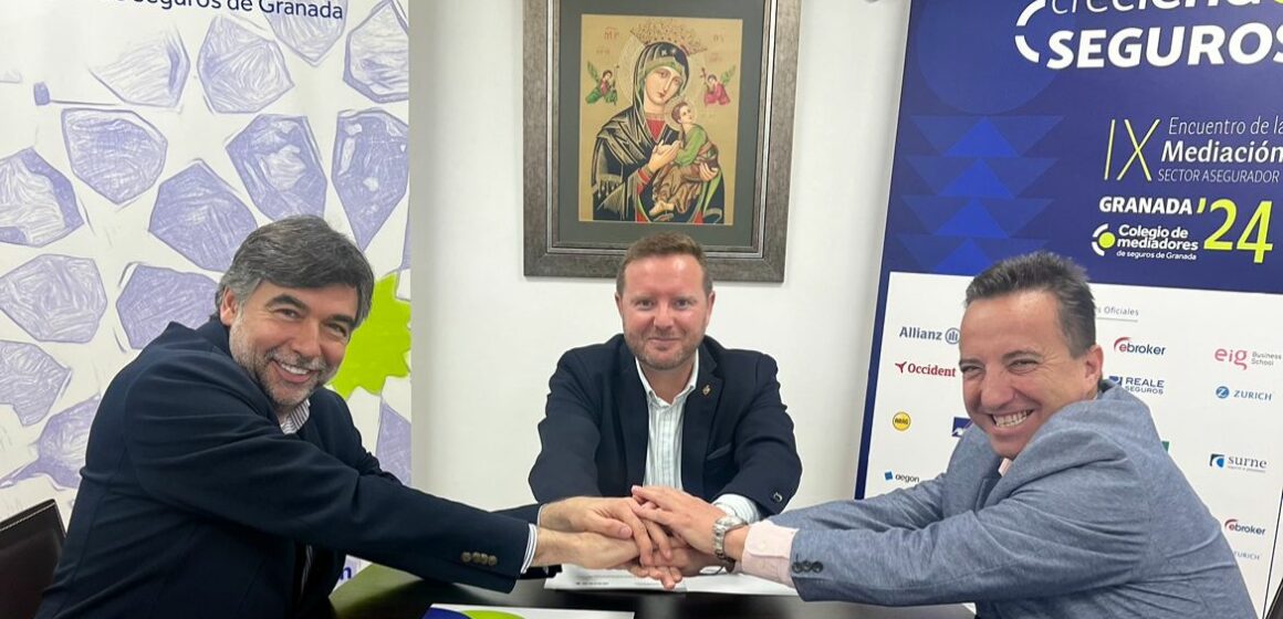 El Colegio de Mediadores de Seguros de Granada y ASISA sellan su colaboración por un nuevo año El Colegio de Mediadores de Seguros de Granada y ASISA sellan su colaboración por un nuevo año