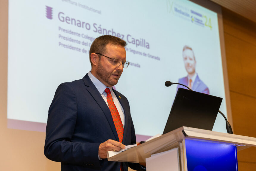 El presidente del Colegio de Mediadores de Seguros de Granada, Genaro Sánchez Capilla deja la presidencia; la vicepresidenta Laura Molero Pérez asume sus funciones El presidente del Colegio de Mediadores de Seguros de Granada, Genaro Sánchez Capilla deja la presidencia; la vicepresidenta Laura Molero Pérez asume sus funciones
