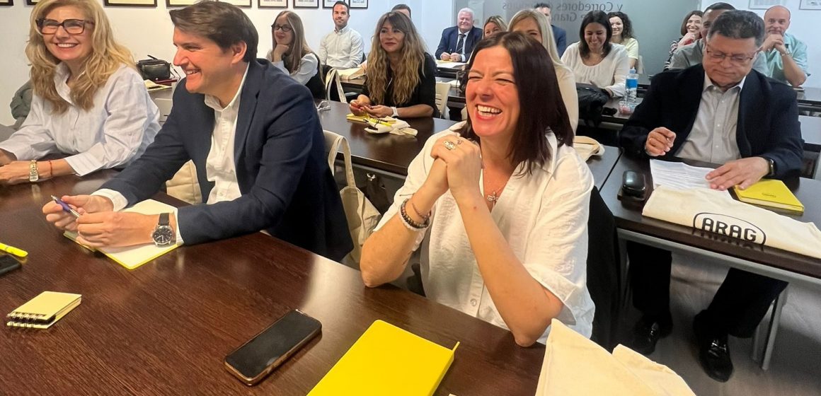 Más de 30 mediadores analizan las novedades legislativas del sector en Granada