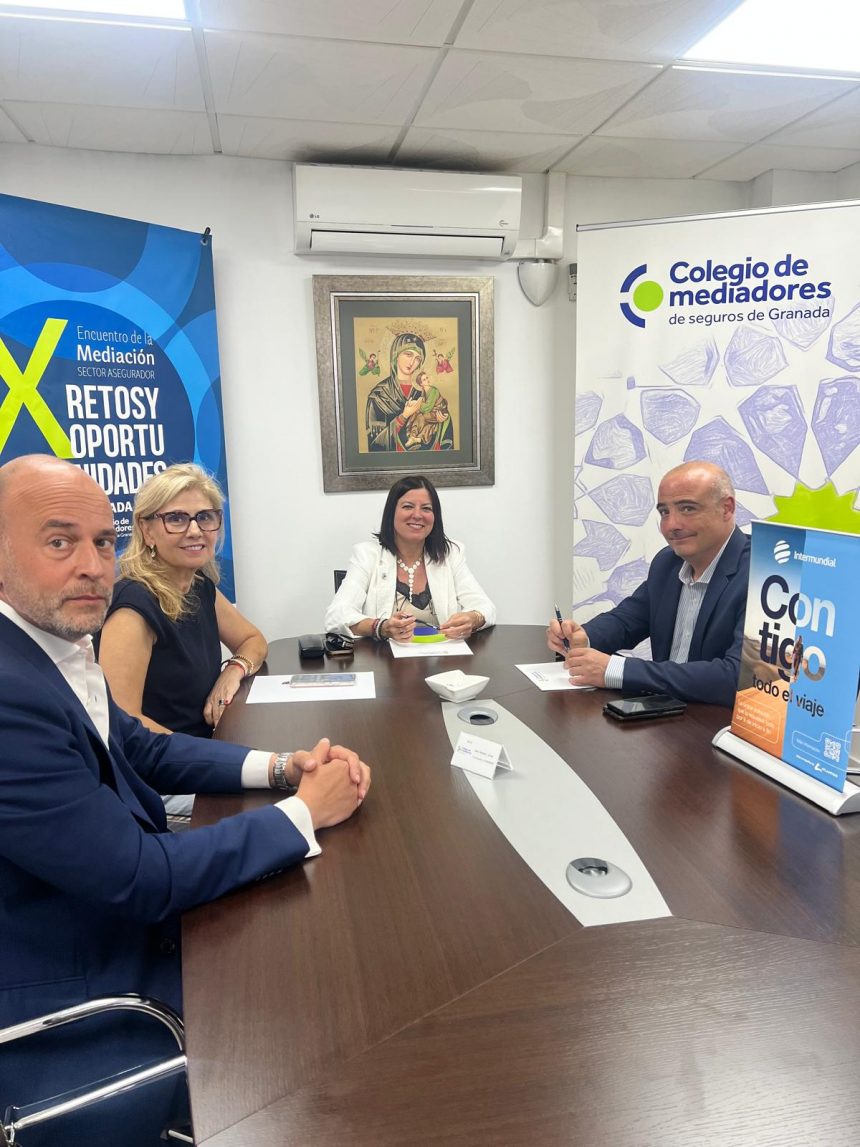 El Colegio de Mediadores de Seguros de Granada e Intermundial renuevan su compromiso de colaboración El Colegio de Mediadores de Seguros de Granada e Intermundial renuevan su compromiso de colaboración